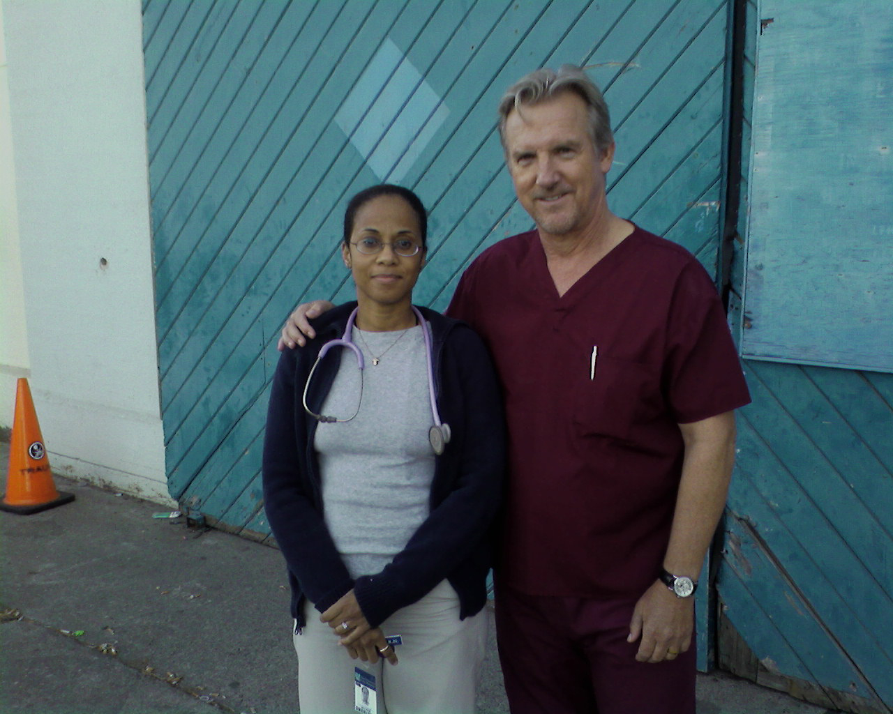 Veronica Loud (as E.R. Nurse Cynthia Ubick) with Jamey Sheridan (as Chief of Staff Dr. Joseph Saviano) on the set of NBC's television series 