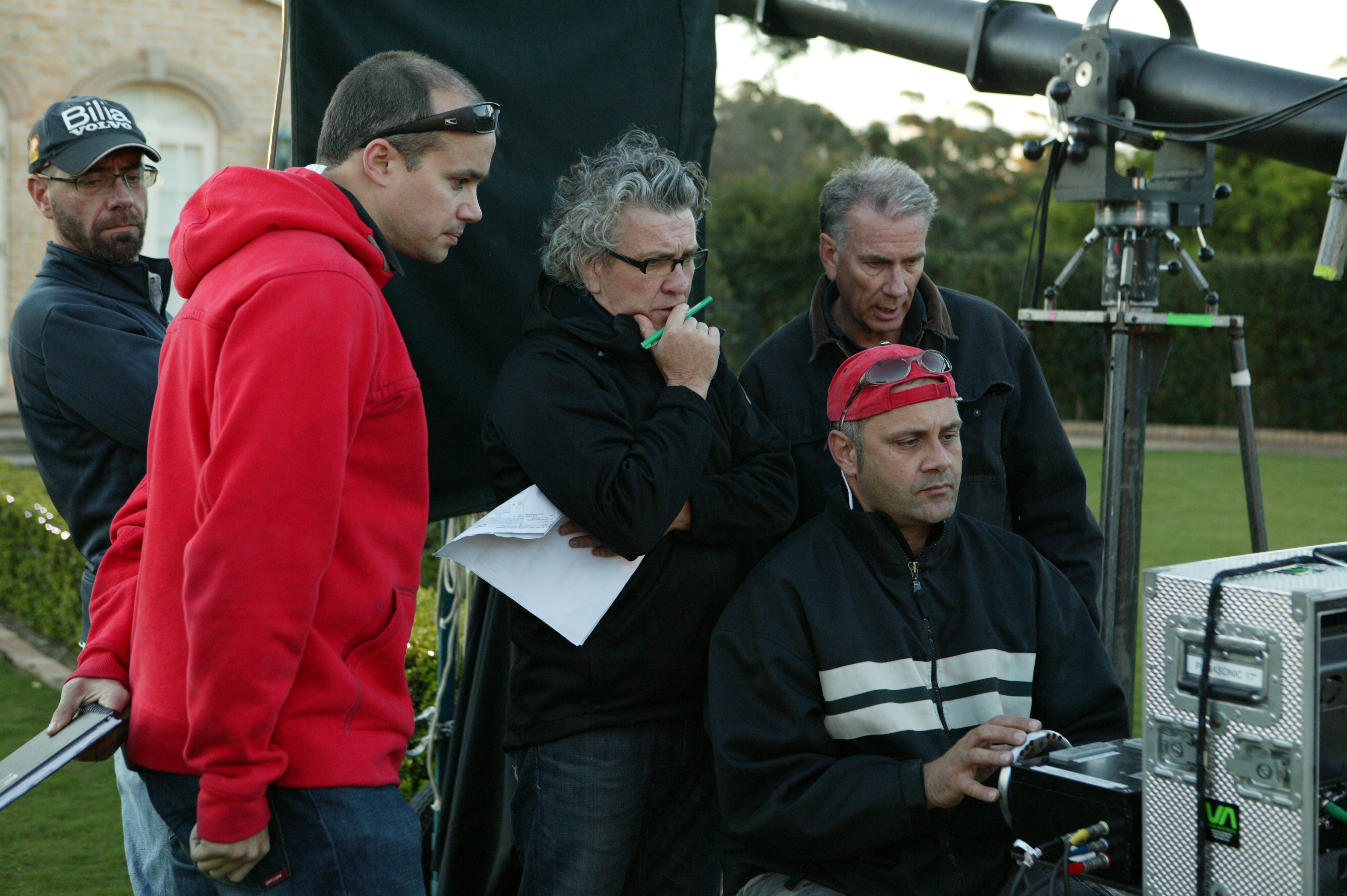 Australian TV director Ian Stevenson (center) directs 'Beauty and the Geek'. More at www.ianstevenson.tv