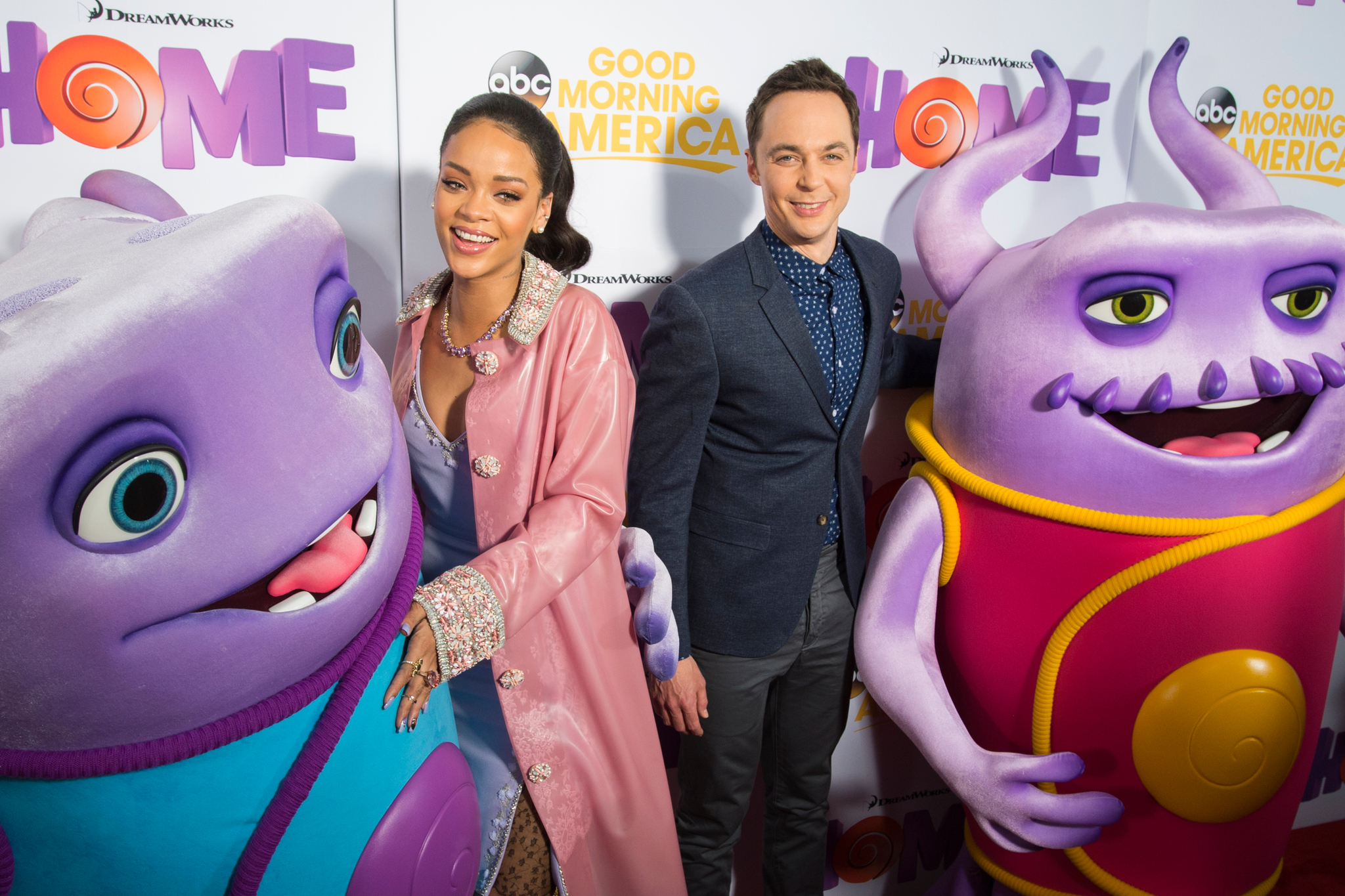 Jim Parsons and Rihanna at event of Namai (2015)