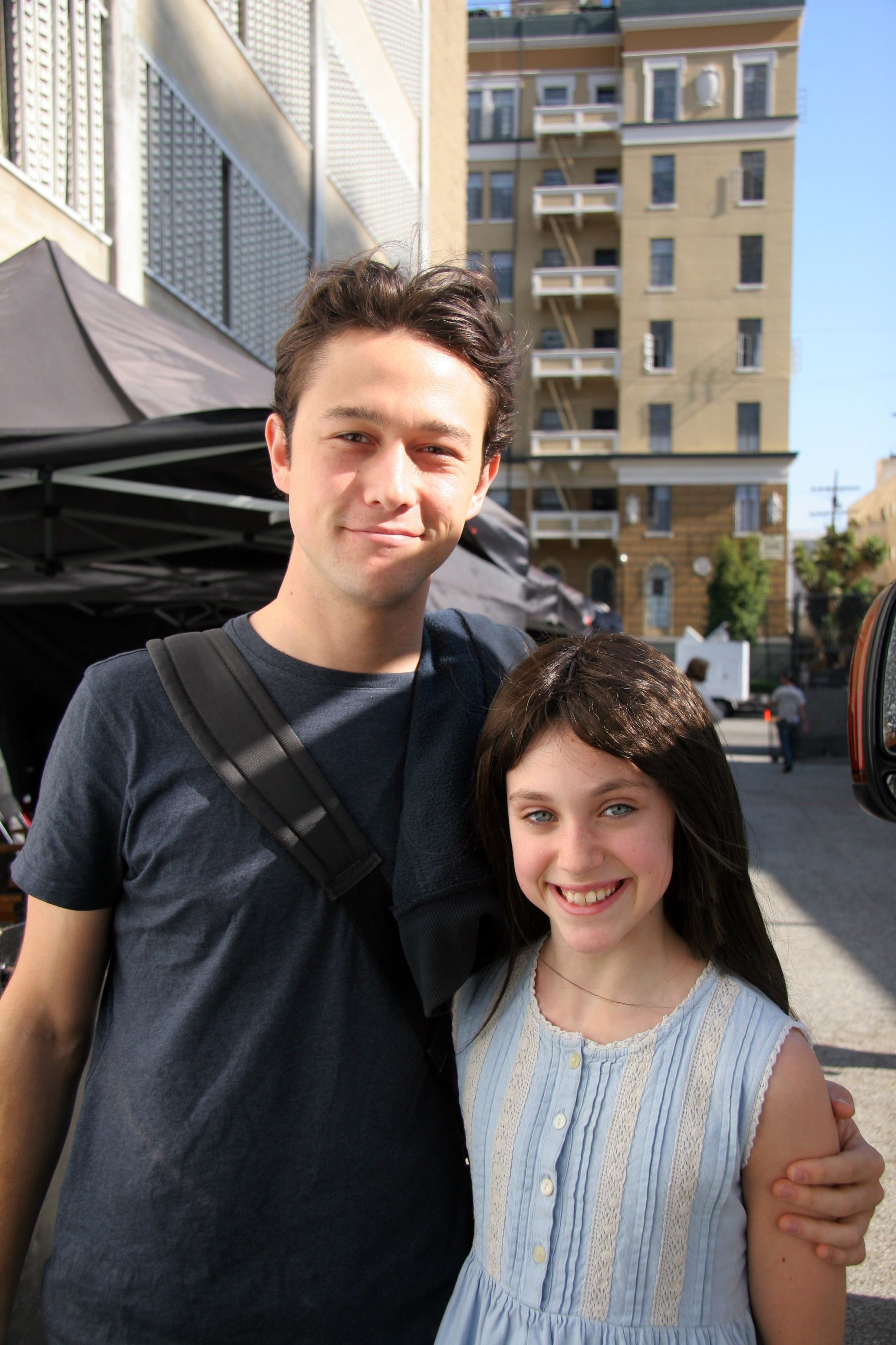 Joseph Gordon-Levitt & Olivia Howard Bagg 