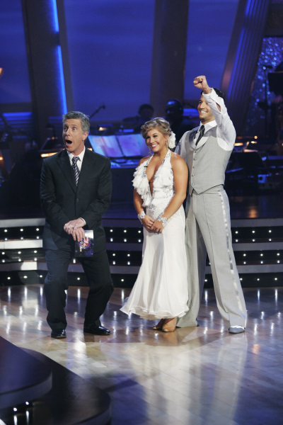 Still of Tom Bergeron, Mark Ballas and Shawn Johnson in Dancing with the Stars (2005)