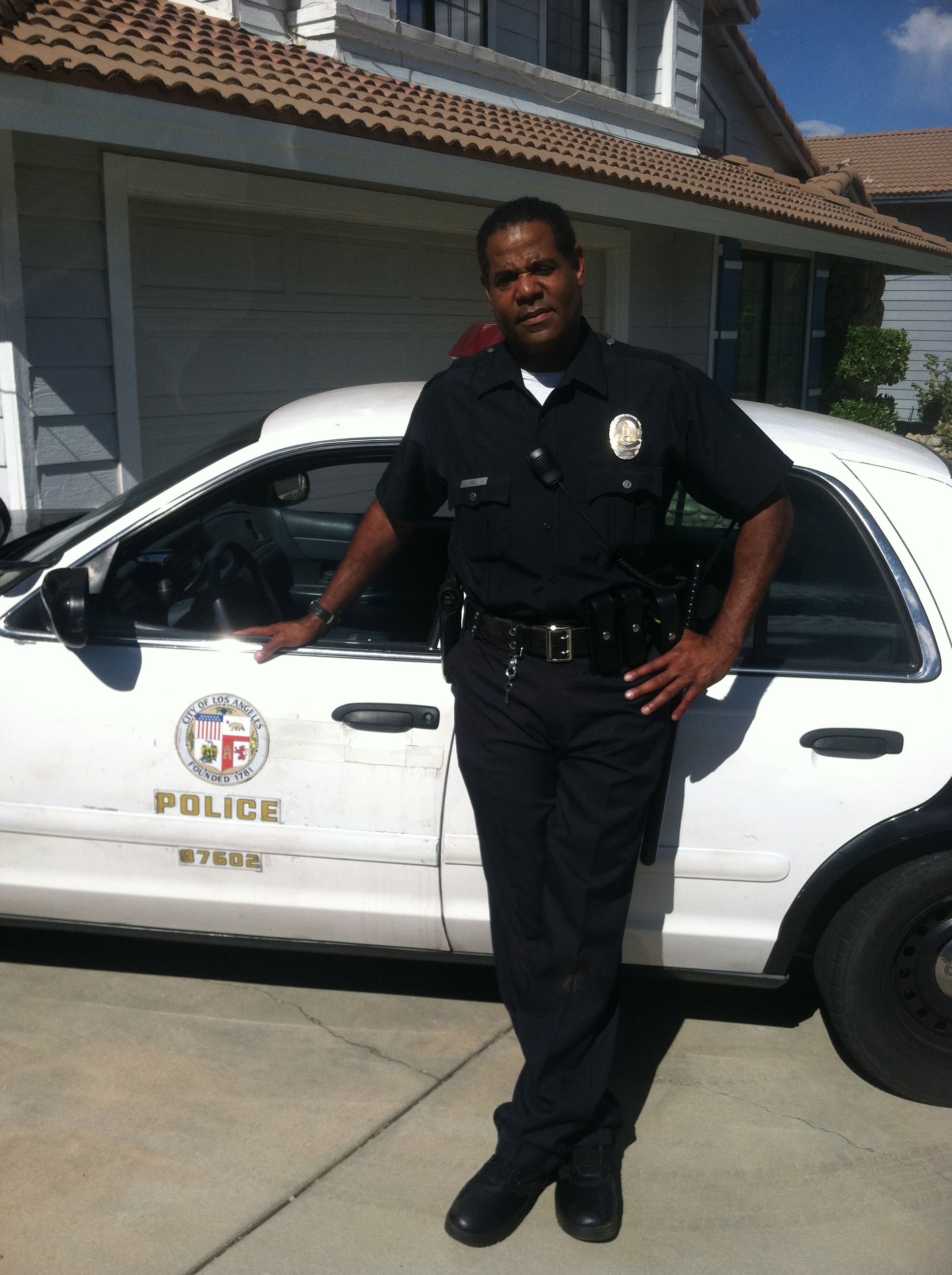 Juan Canopii as LAPD Officer Hill