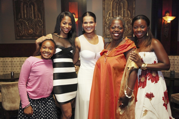 Skye Barrett with fellow cast members Vivian Nixon, January Lavoy, Lillias White and Erica Tazel