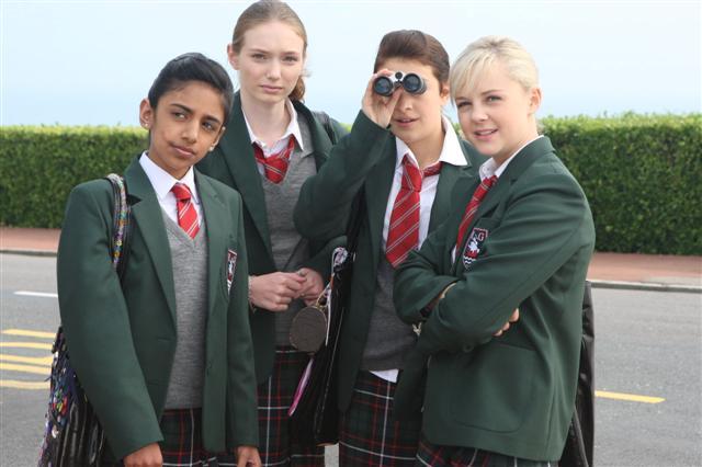 Still of Georgia Henshaw, Eleanor Tomlinson, Georgia Groome, Kimberley Nixon and Manjeeven Grewal in Angus, Thongs and Perfect Snogging (2008)