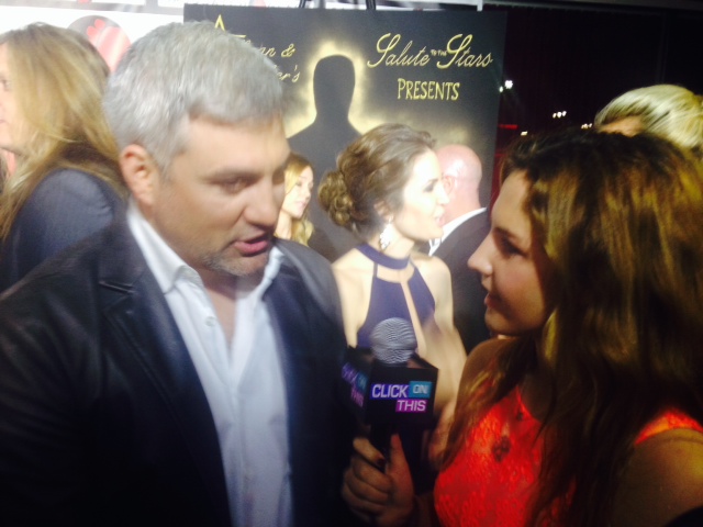 Interviewing American Idol winner Taylor Hicks on the red carpet Oscars 2014