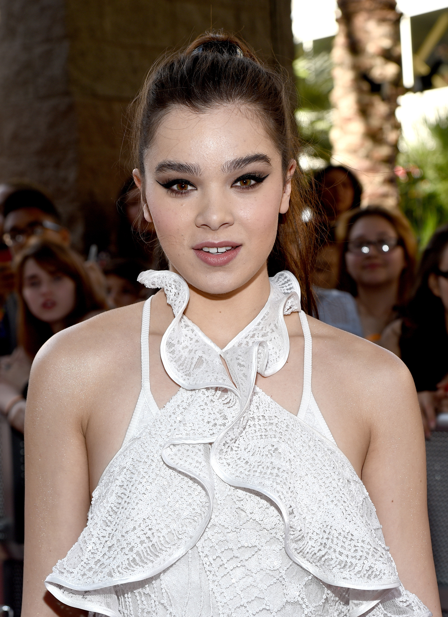 Hailee Steinfeld at event of 2015 Billboard Music Awards (2015)