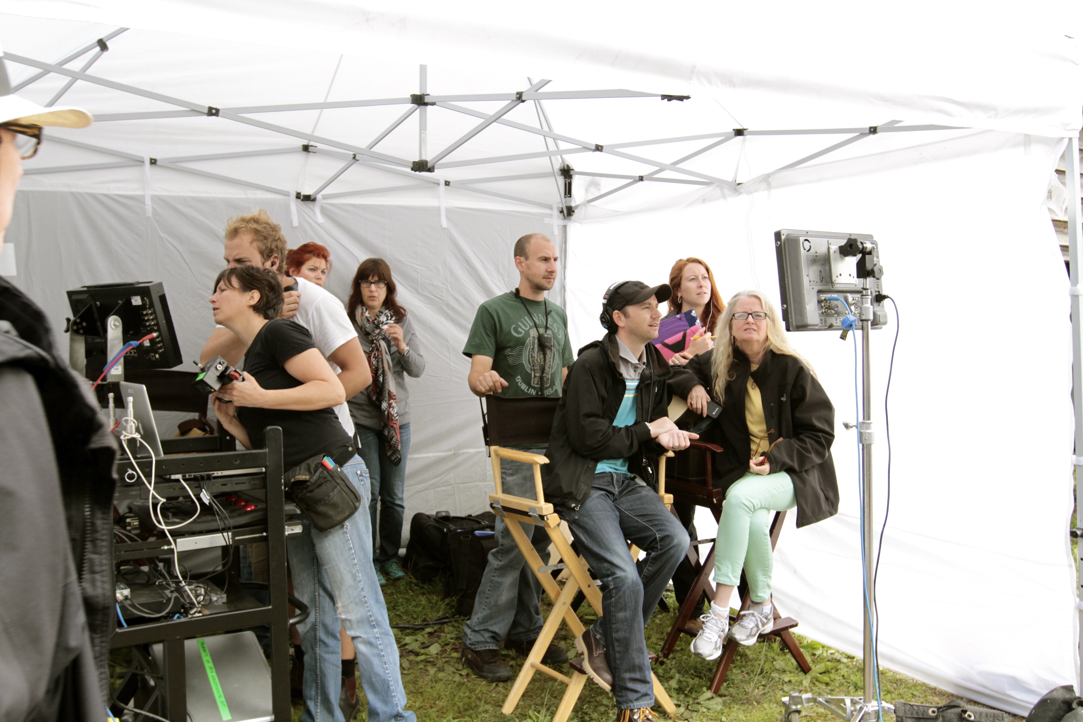 Director Kyle Portbury with writer Holly Goldberg Sloan on set during filming of Tell the World.