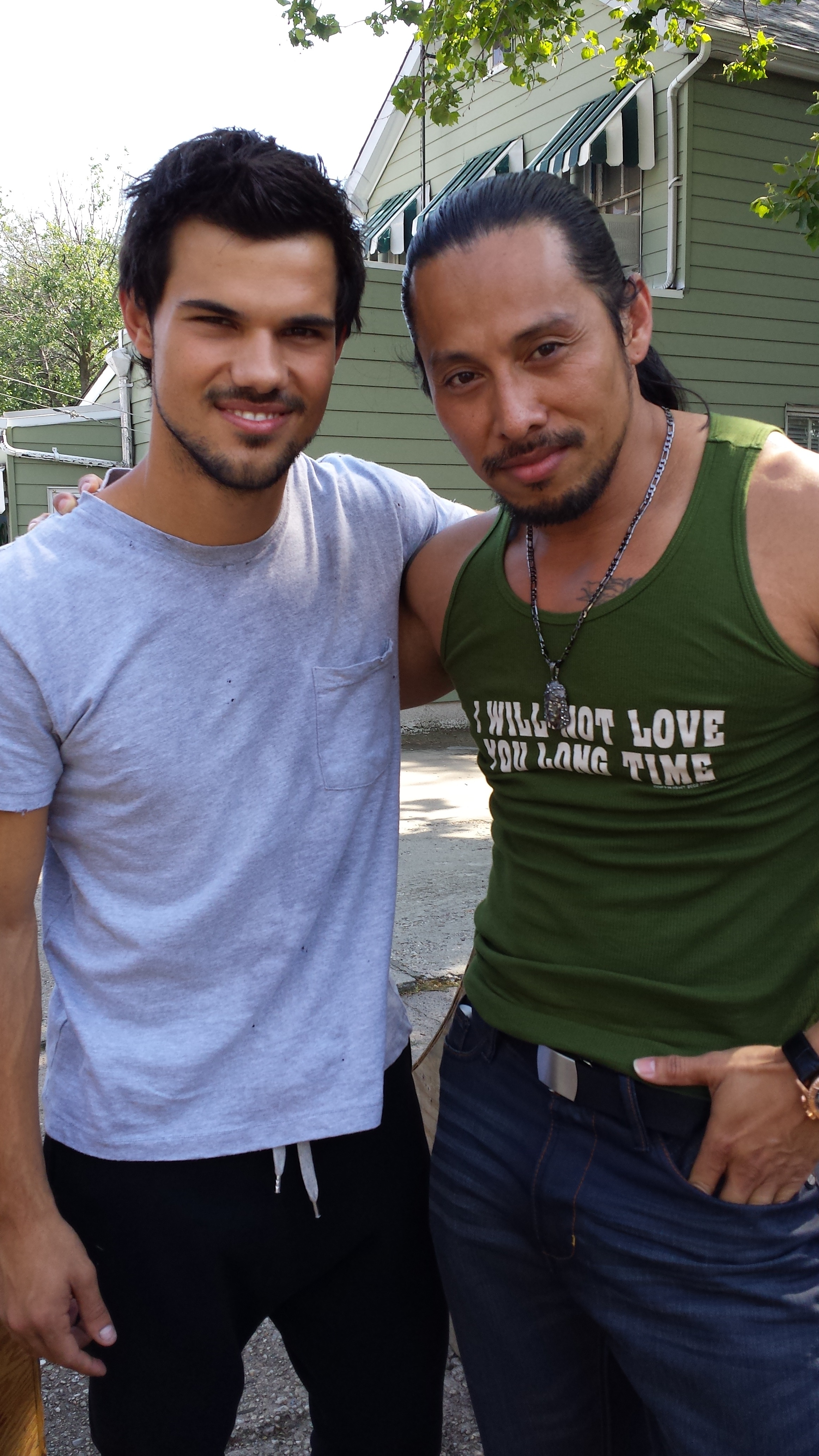 on set of Tracers with Taylor Lautner