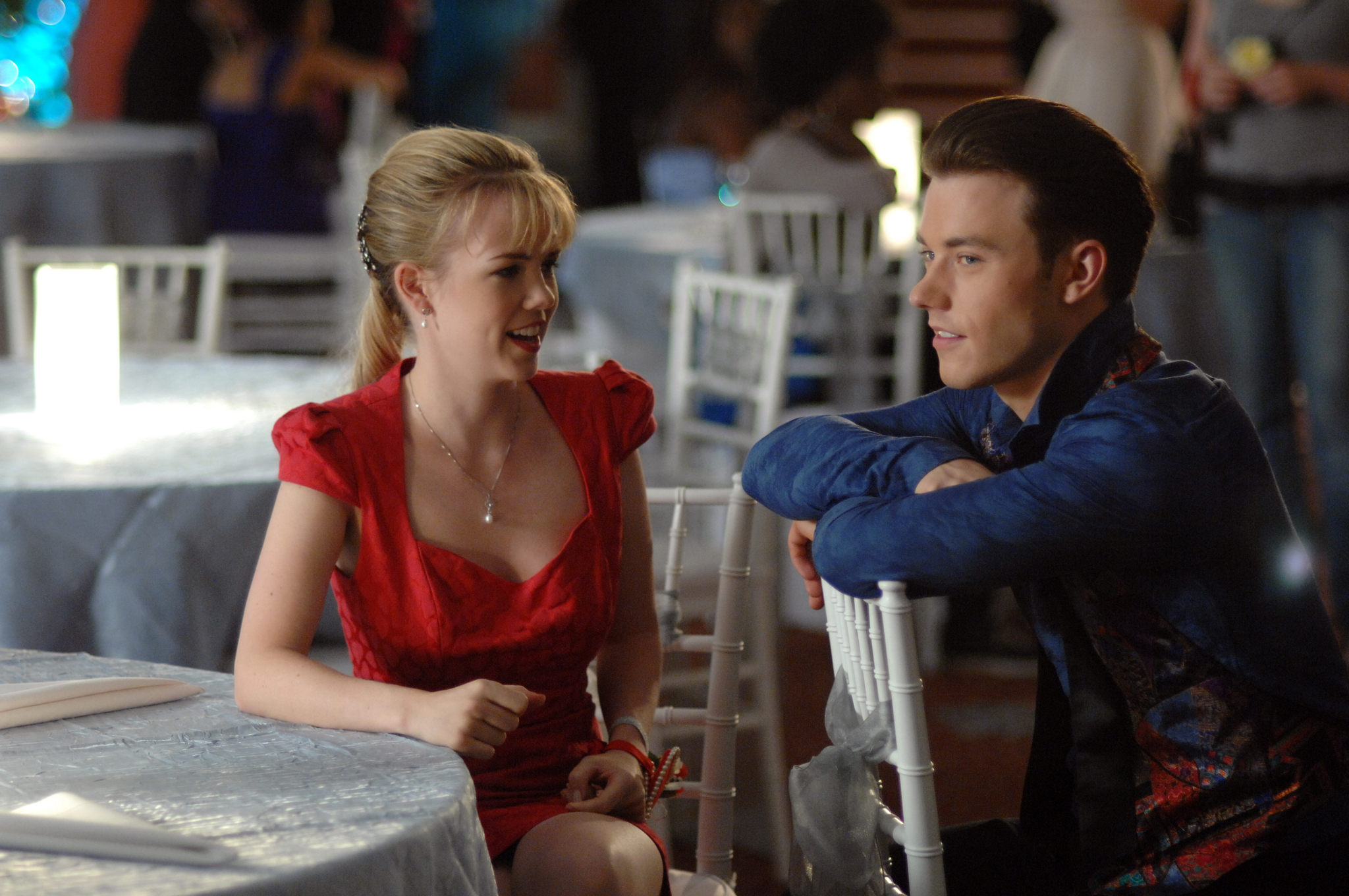 Still of Abbie Cobb and Ross Linton in The Unauthorized Beverly Hills, 90210 Story (2015)