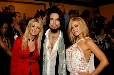 Carmen Electra, Dave Navarro and Tara Reid