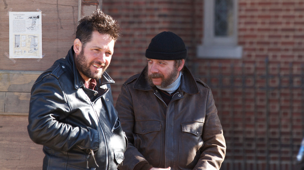 Still of Paul Giamatti and Paul Rudd in All Is Bright (2013)