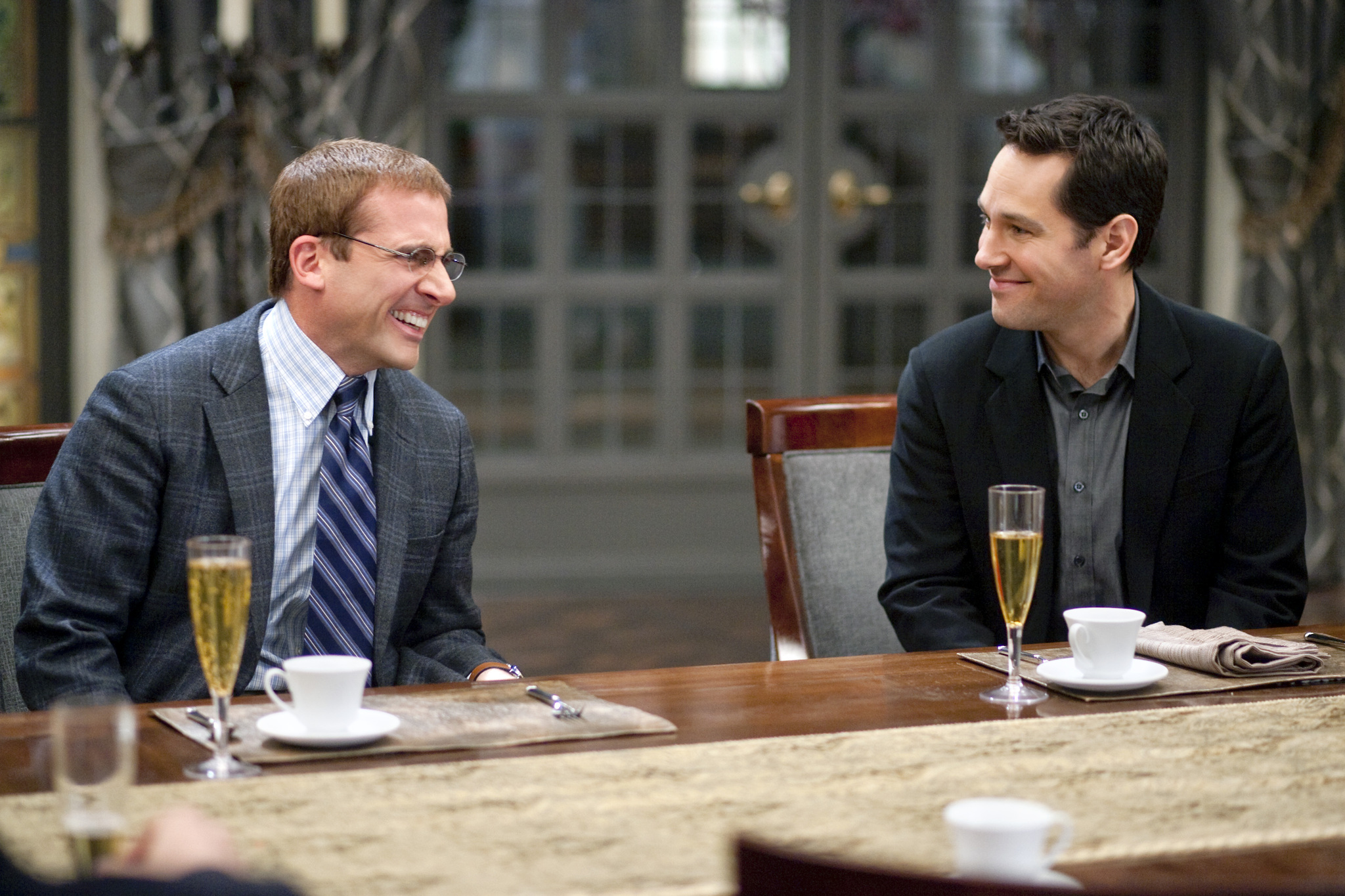 Still of Steve Carell and Paul Rudd in Dinner for Schmucks (2010)