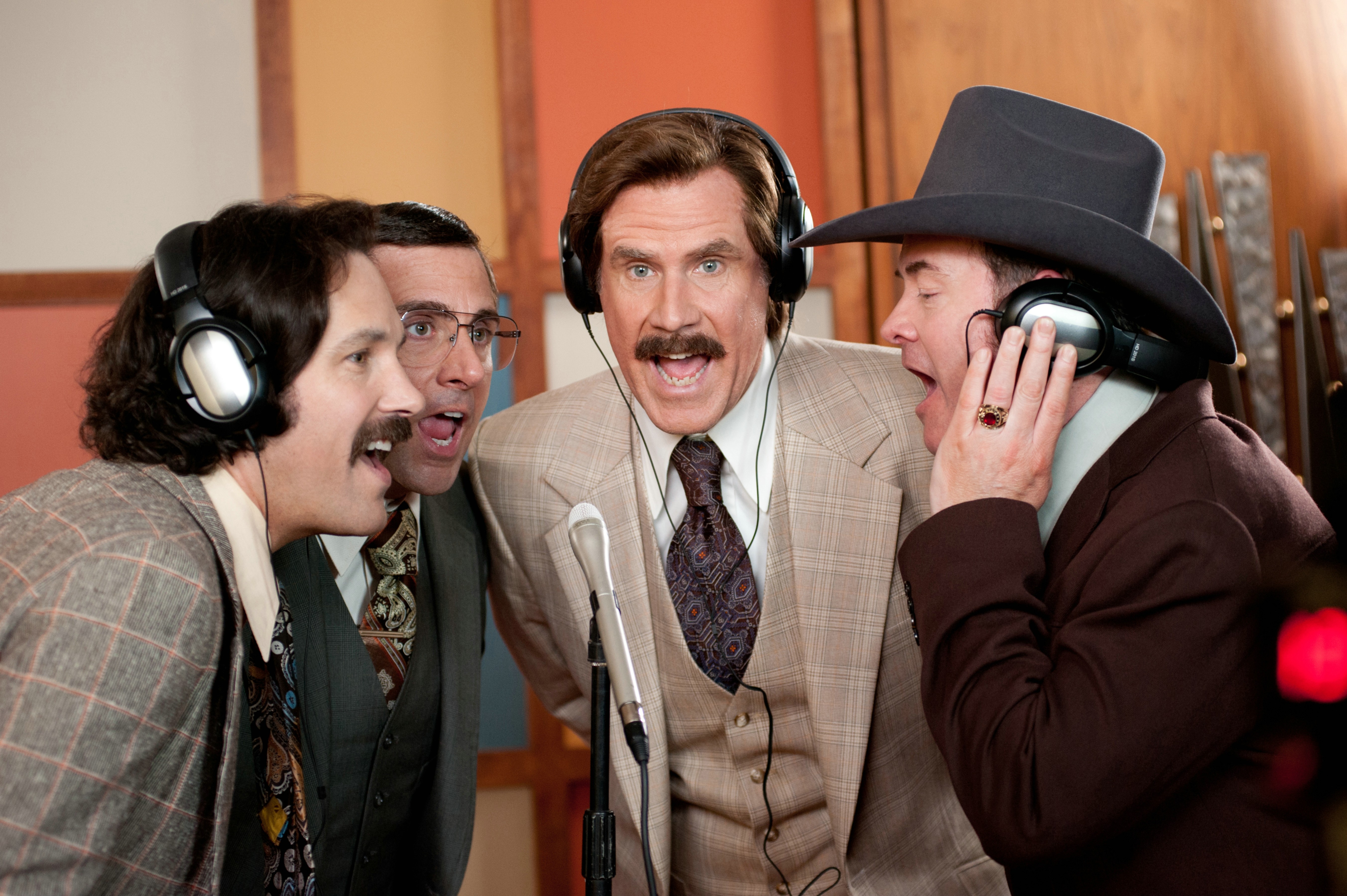 Still of Will Ferrell, Steve Carell, David Koechner and Paul Rudd in Anchorman 2: The Legend Continues (2013)