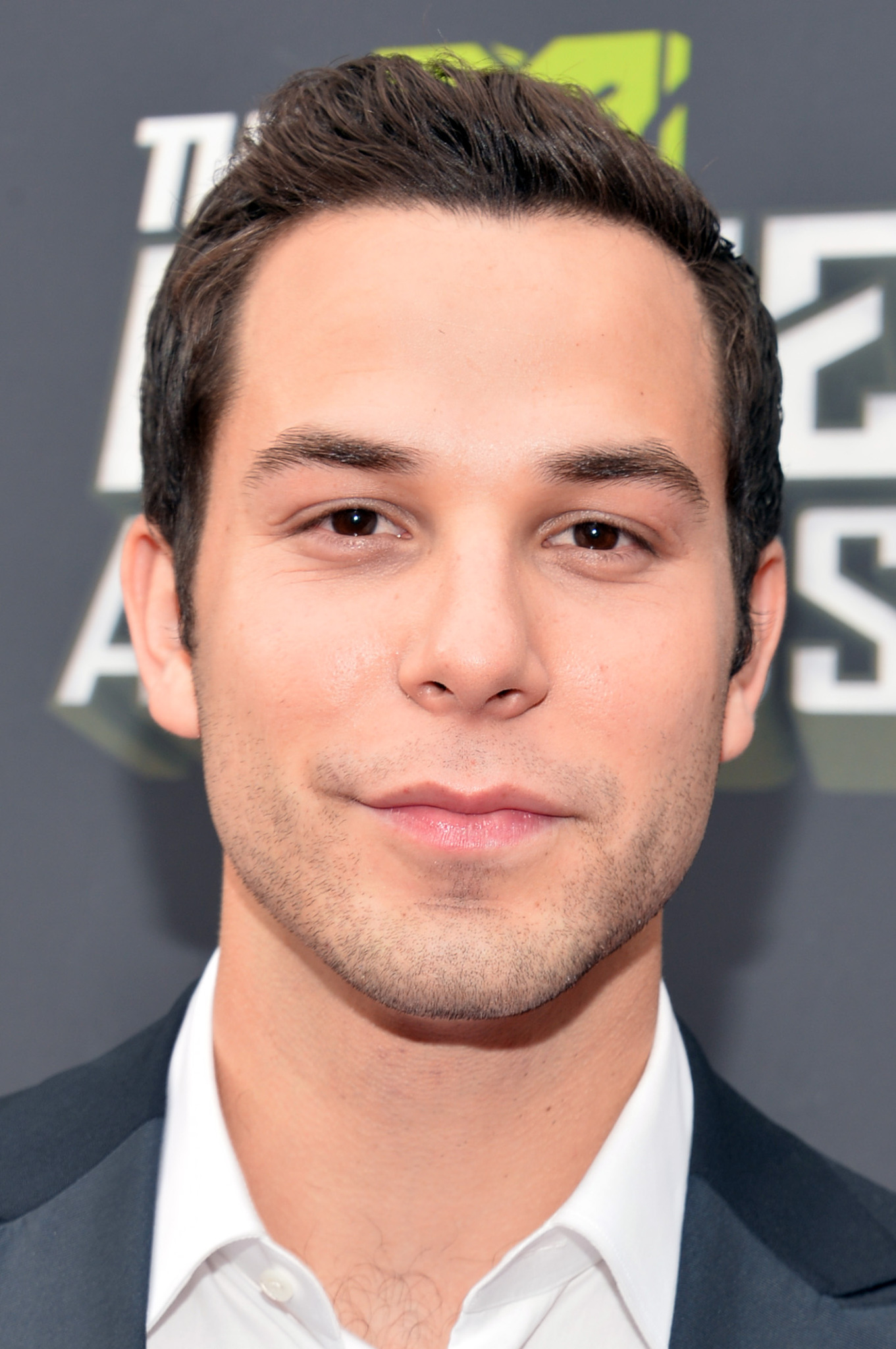 Skylar Astin at event of 2013 MTV Movie Awards (2013)