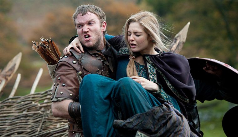 Still of Diarmaid Murtagh and Tamsin Egerton in Camelot (2014)