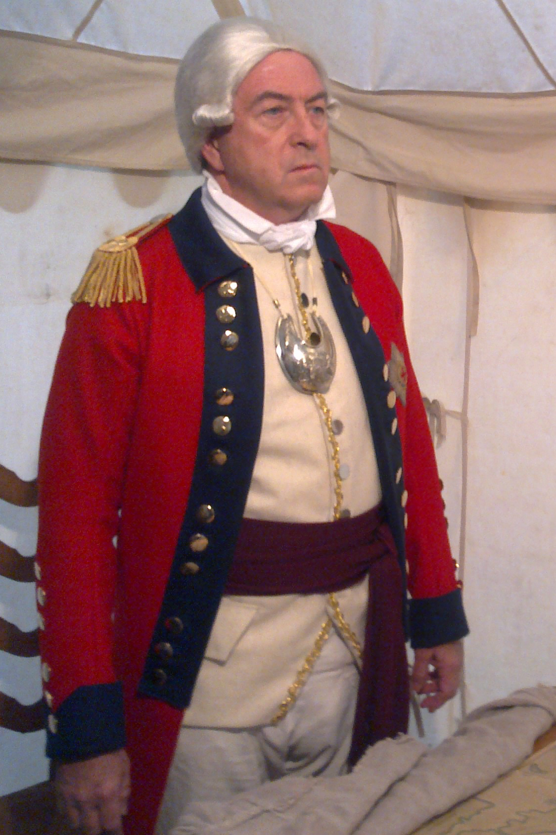 Walt Sloan as the British General in 