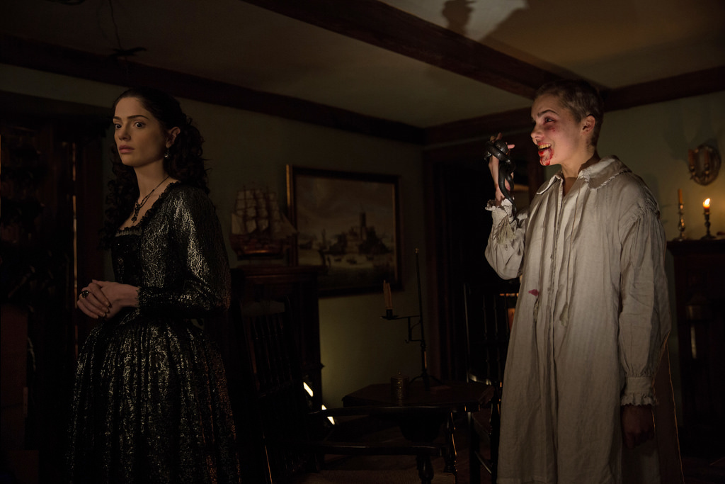 Still of Elise Eberle and Janet Montgomery in Salem (2014)