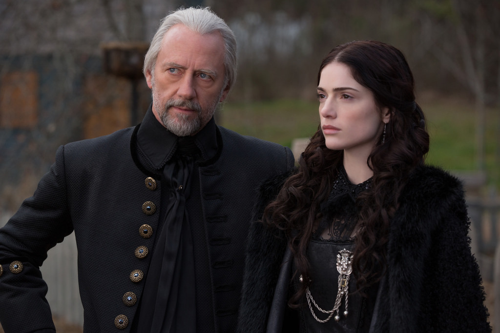 Still of Xander Berkeley and Janet Montgomery in Salem (2014)