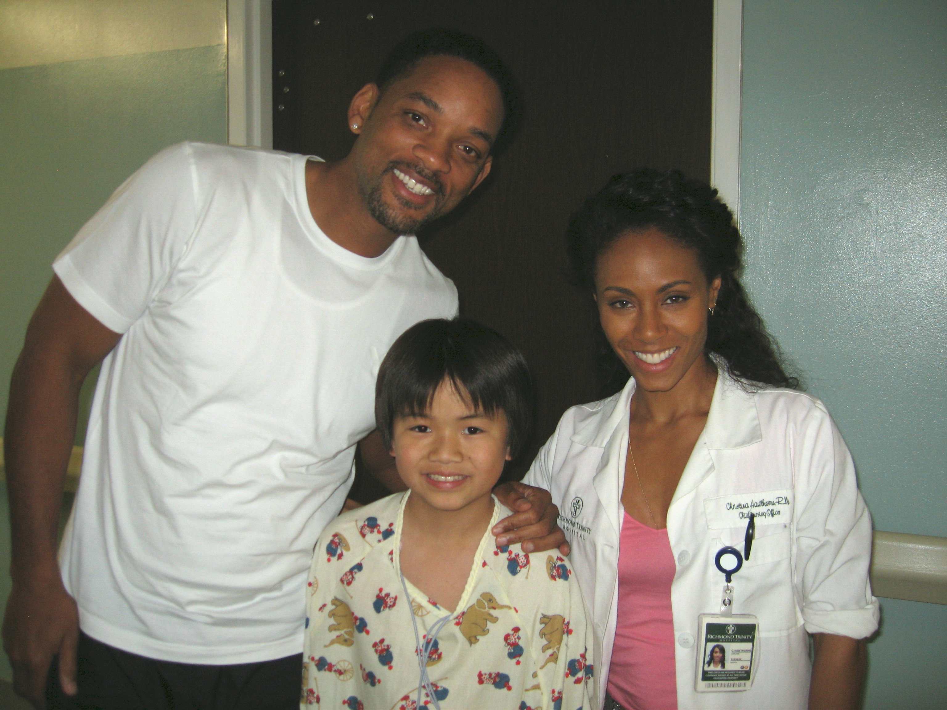 On the set of TNT's HawthoRNe with Jada Pinkett Smith and Will Smith.