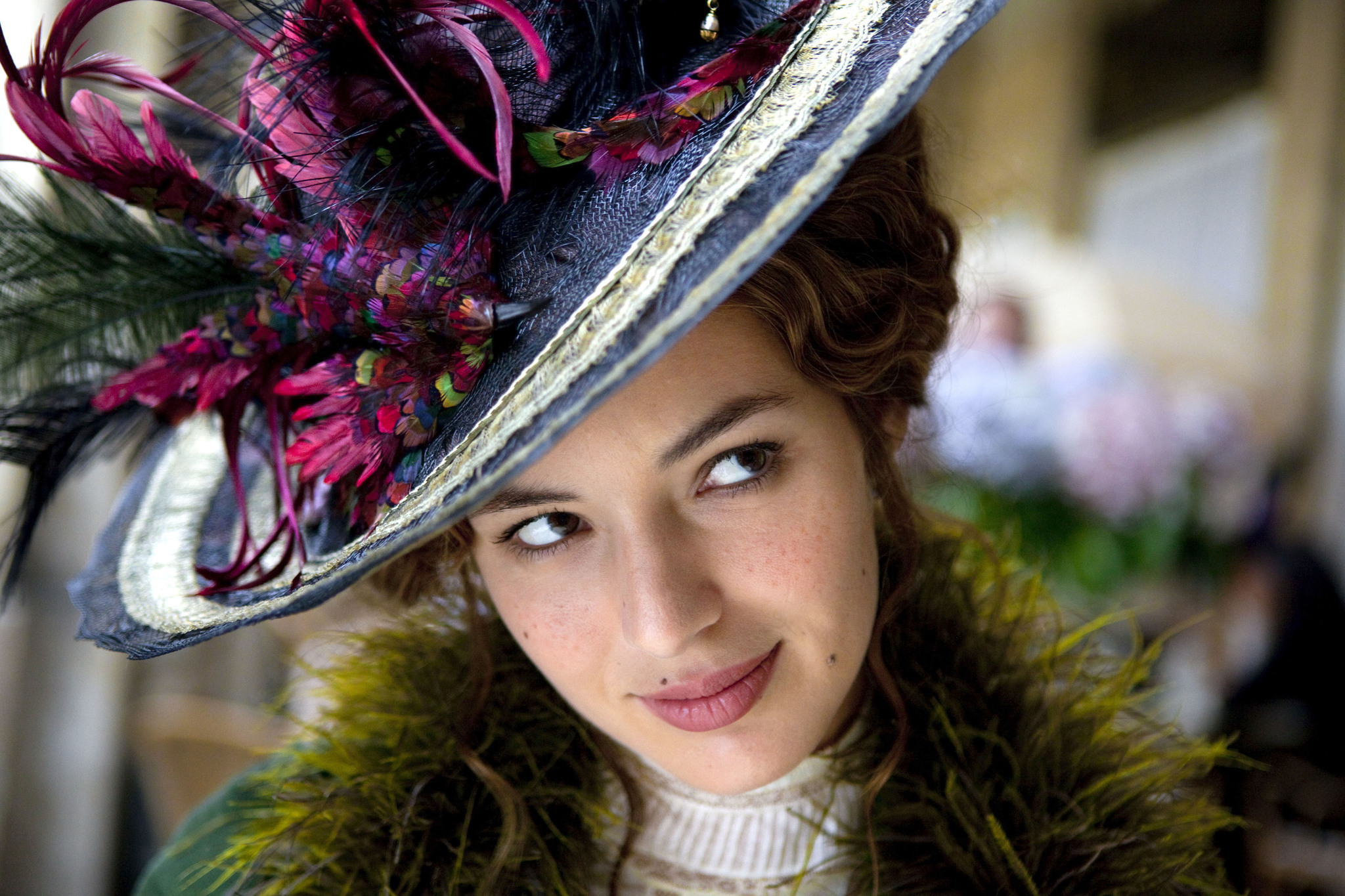 Still of Louise Bourgoin in Les aventures extraordinaires d'Adèle Blanc-Sec (2010)