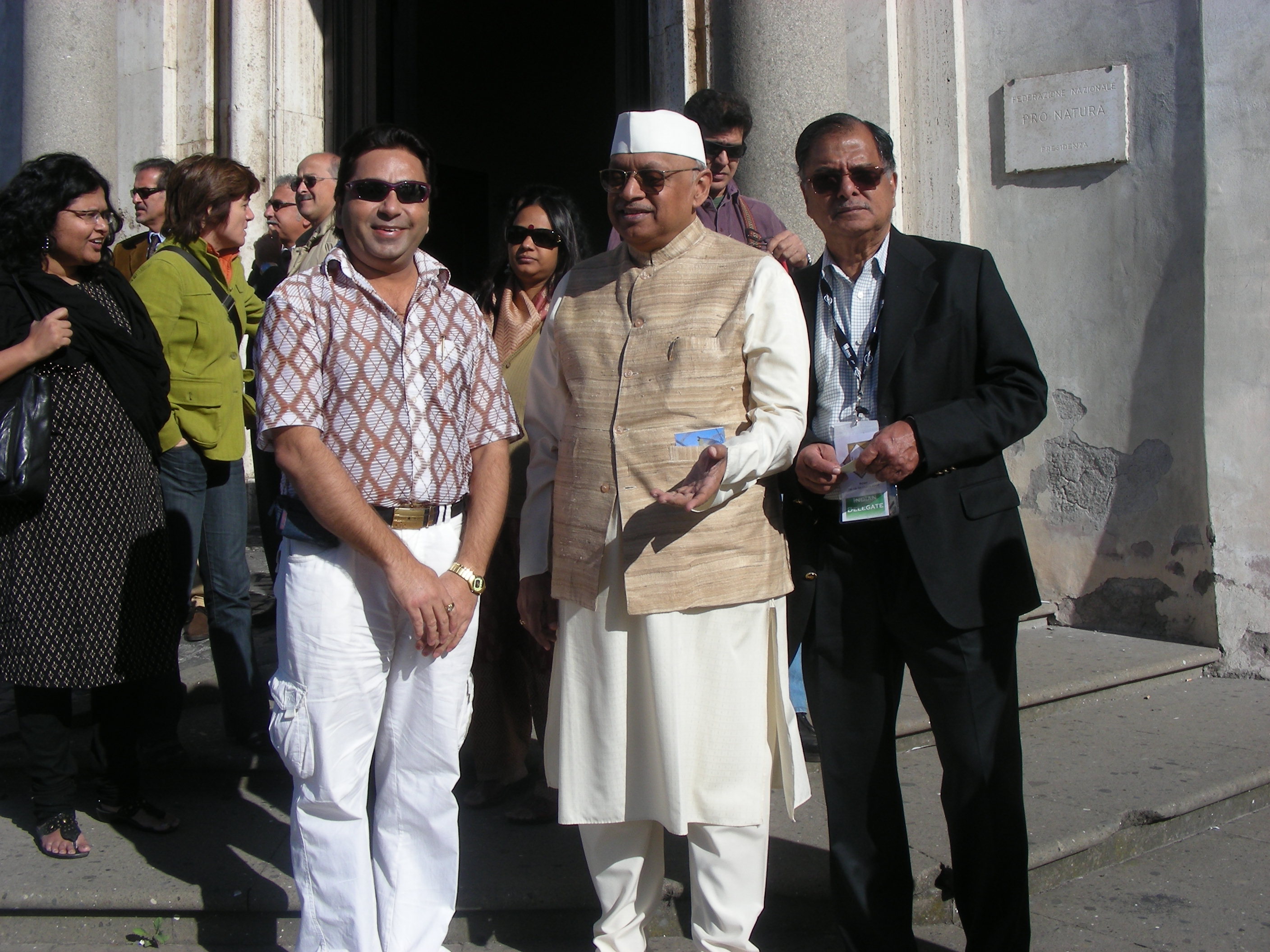 2007, 20th Oct; With Kiran V Shantaram and Others At Rome Film Festival Rome, Italy (2)