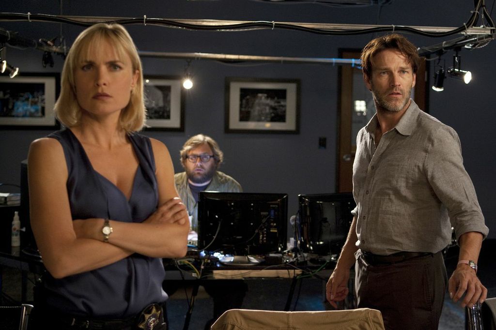 Still of Radha Mitchell and Stephen Moyer in Evidence (2013)