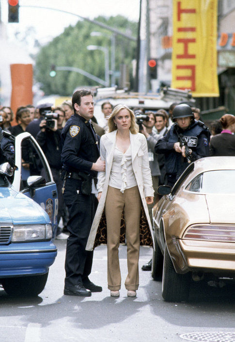 Still of Radha Mitchell in Phone Booth (2002)