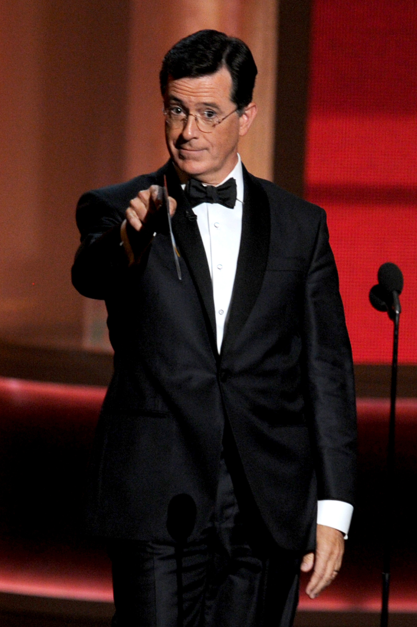 Stephen Colbert at event of The 64th Primetime Emmy Awards (2012)