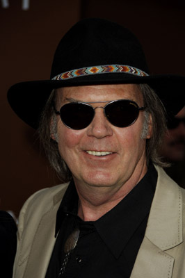 Neil Young at event of The 48th Annual Grammy Awards (2006)