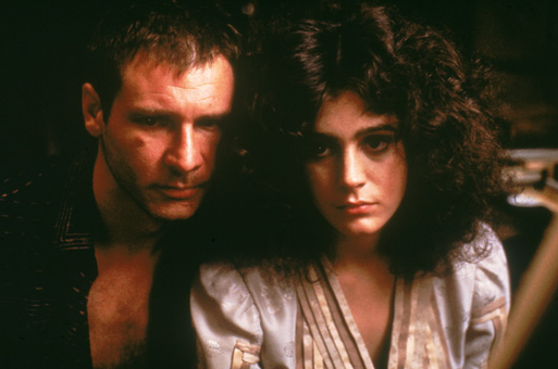Still of Harrison Ford and Sean Young in Begantis asmenimis (1982)