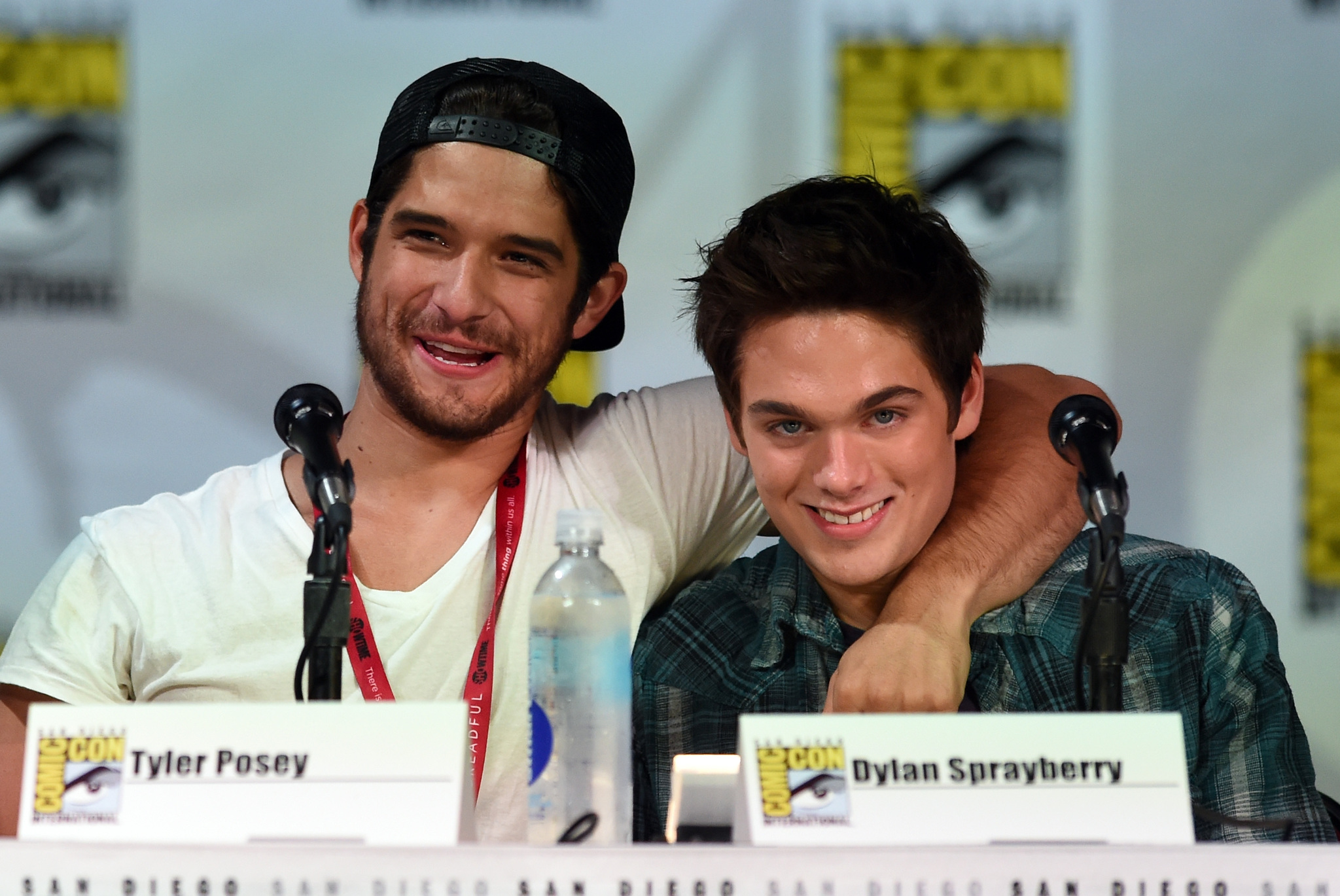 Tyler Posey and Dylan Sprayberry at event of Teen Wolf (2011)