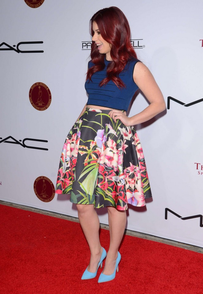 JILLIAN ROSE REED PRESENTS AT THE 2015 MAKE-UP ARTISTS & HAIR STYLISTS GUILD AWARDS PARAMOUNT THEATER PARAMOUNT STUDIOS