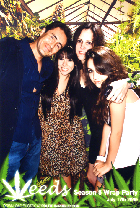 Jillian Rose Reed with Demian Bichir, Mary-Loiuse Parker, and Hannah Marks (Weeds)