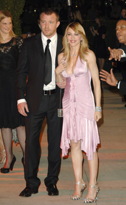 Madonna and Guy Ritchie at event of The 78th Annual Academy Awards (2006)