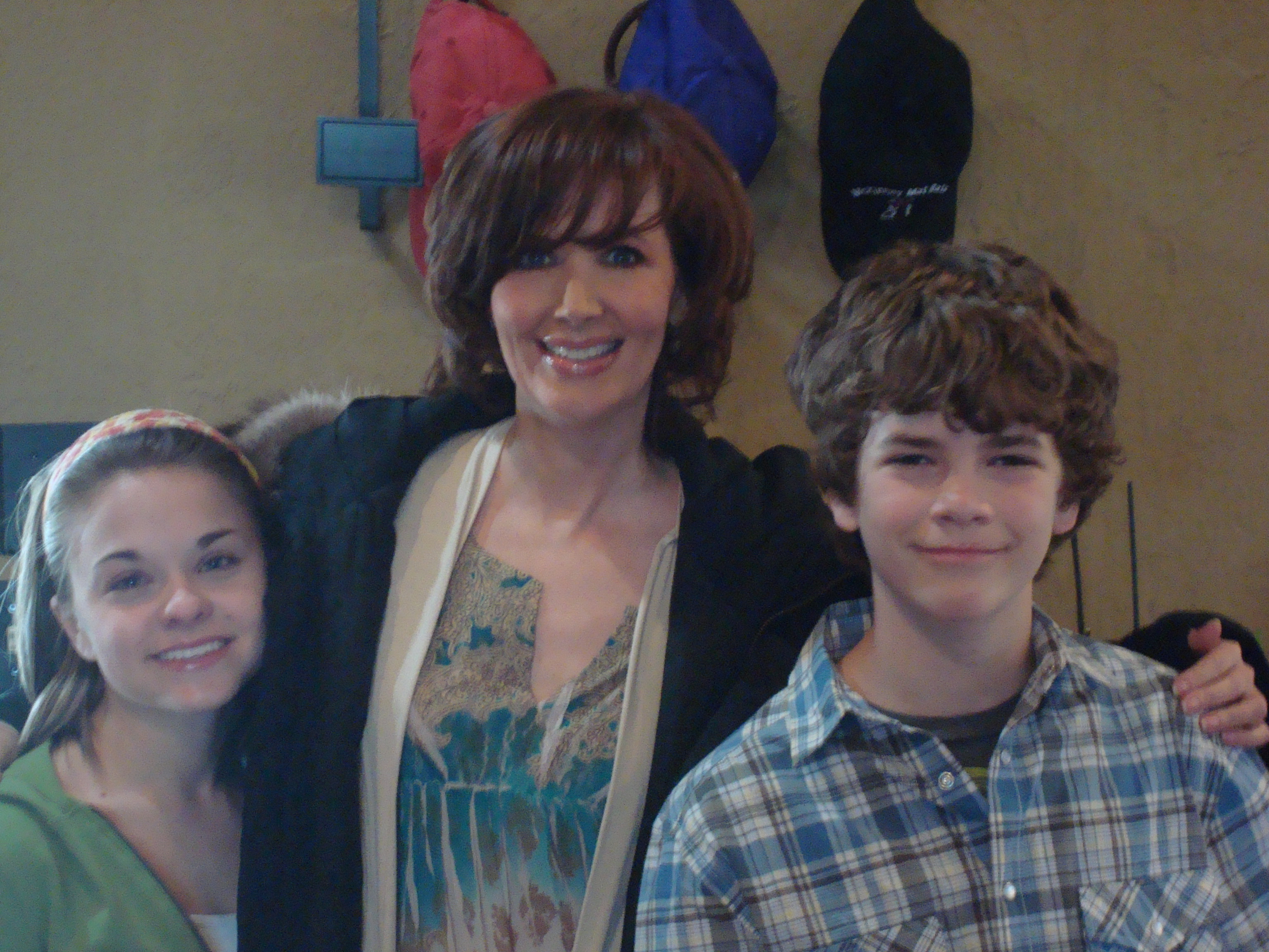 Grant with Janine Turner on set of Maggie's passage.
