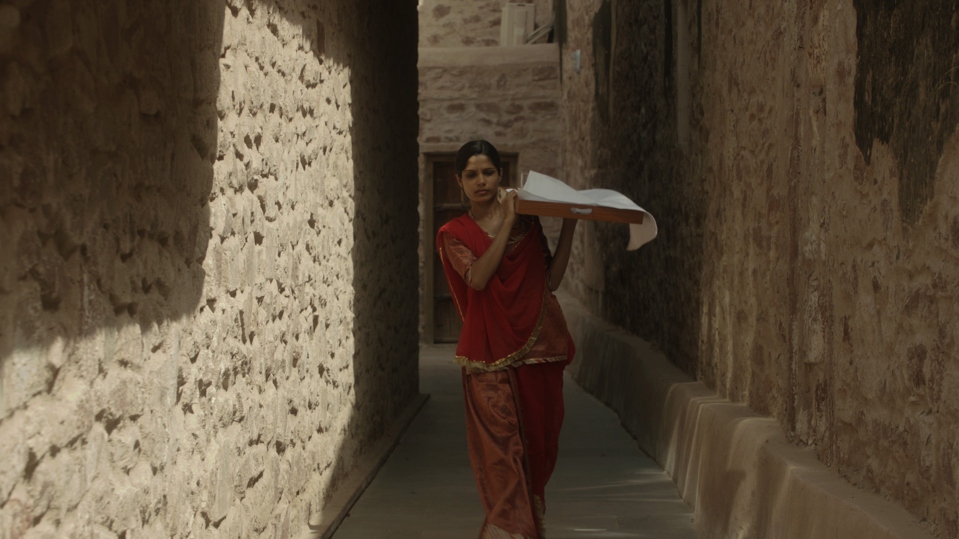 Still of Freida Pinto in Trishna (2011)