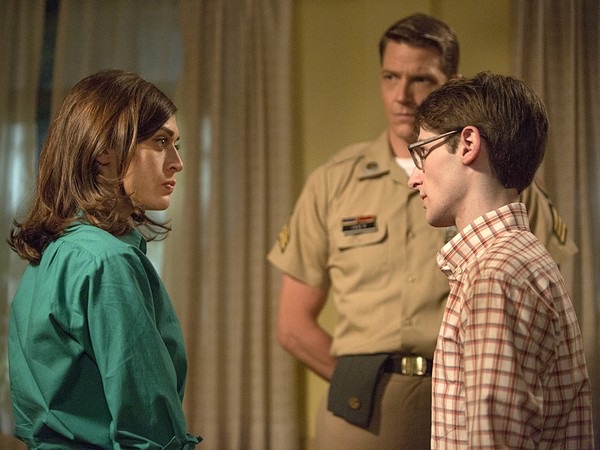 With Lizzy Caplan and Noah Robbins in Masters of Sex.