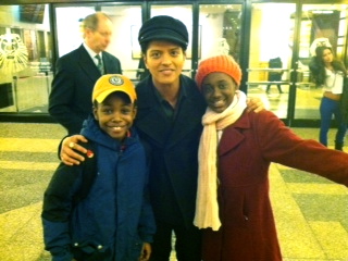 Niles Fitch, Bruno Mars, Nia Ashleigh