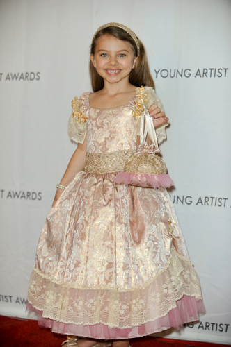 Caitlin Carmichael wearing Wanda Beauchamp on the red carpet at the Young Artist Awards 2011