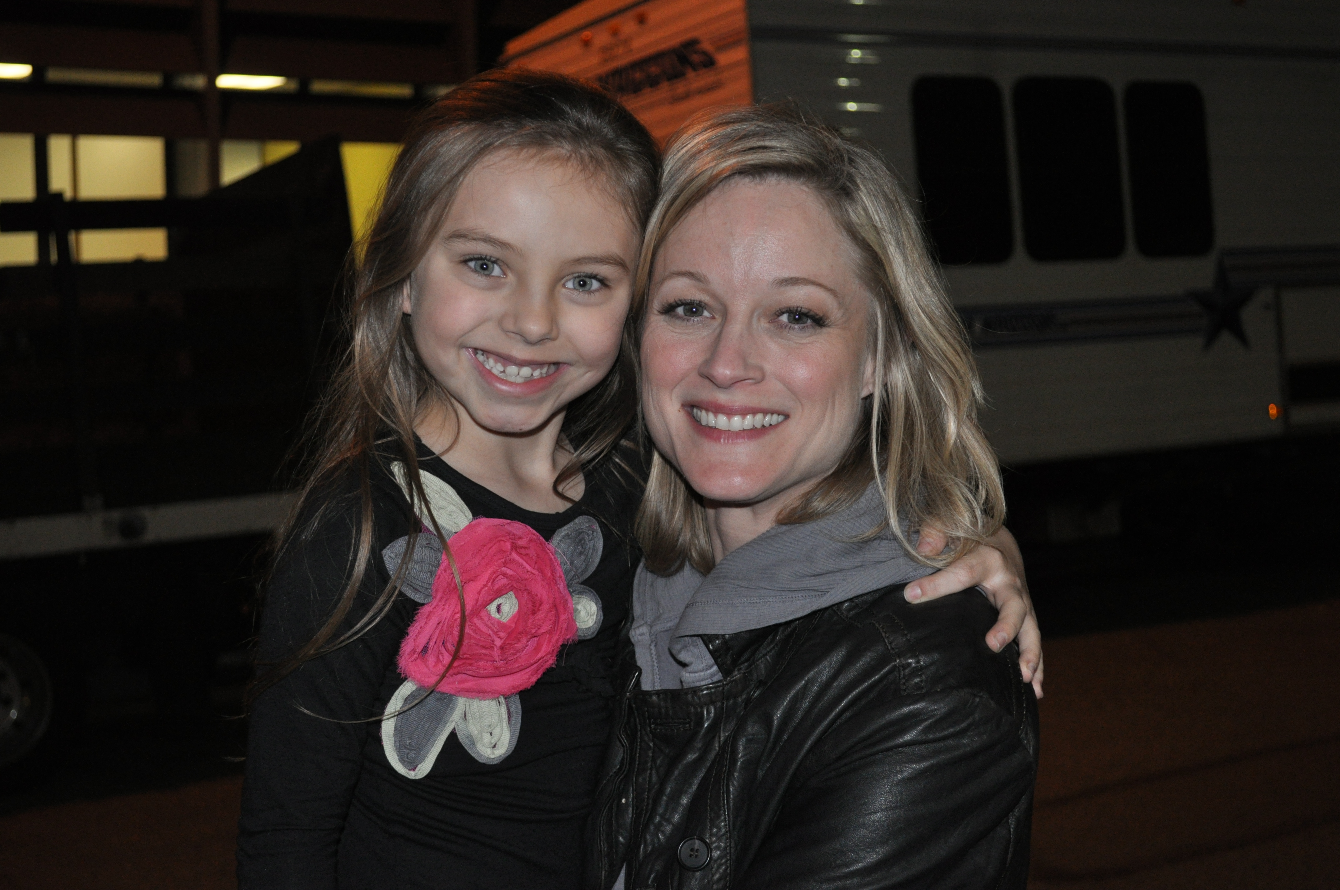 Caitlin Carmichael and Teri Polo on set of Law & Order: Los Angeles February 2011