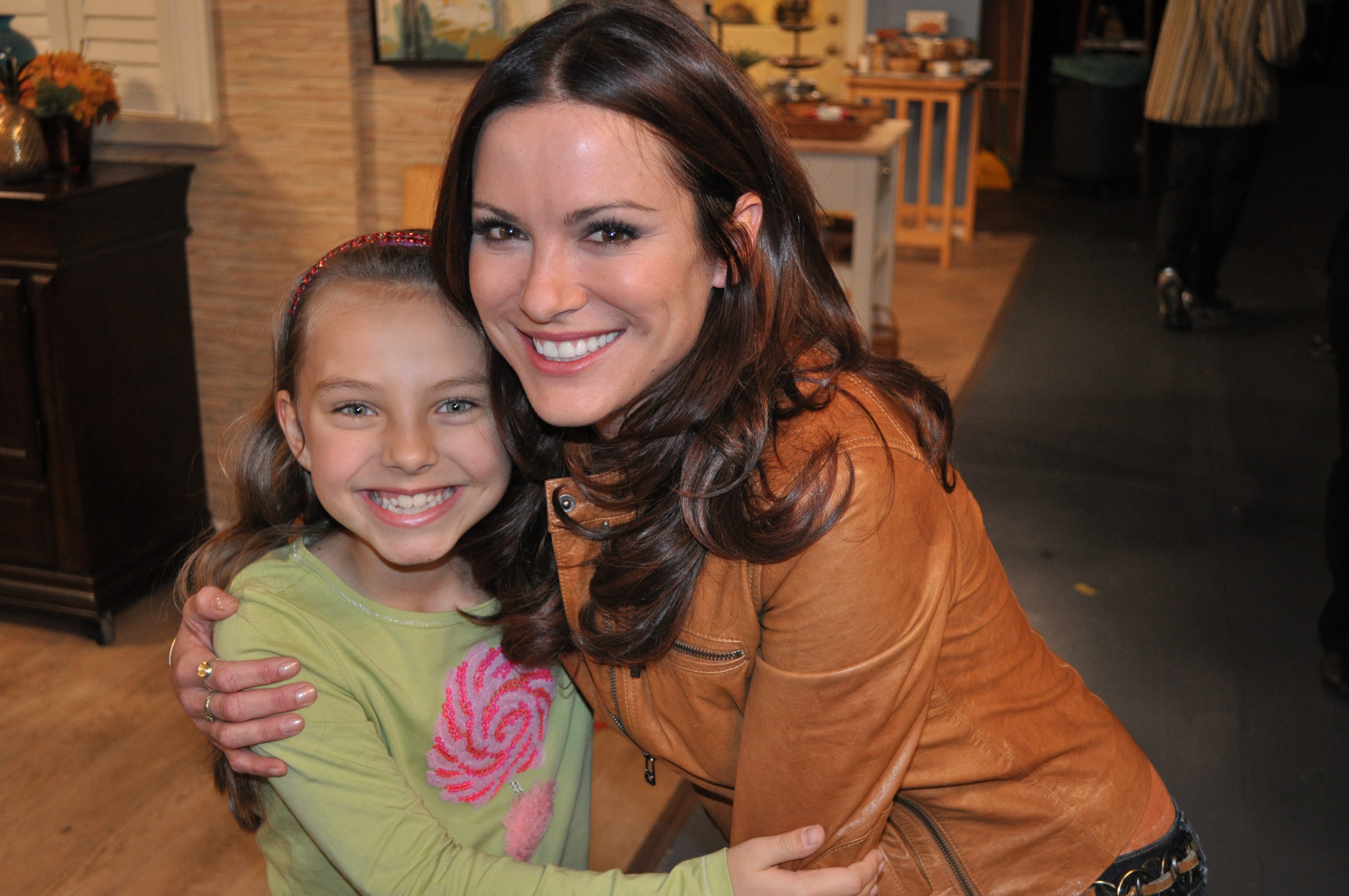 Caitlin Carmichael and Danneel Ackles on set of Retired at 35 November 2011