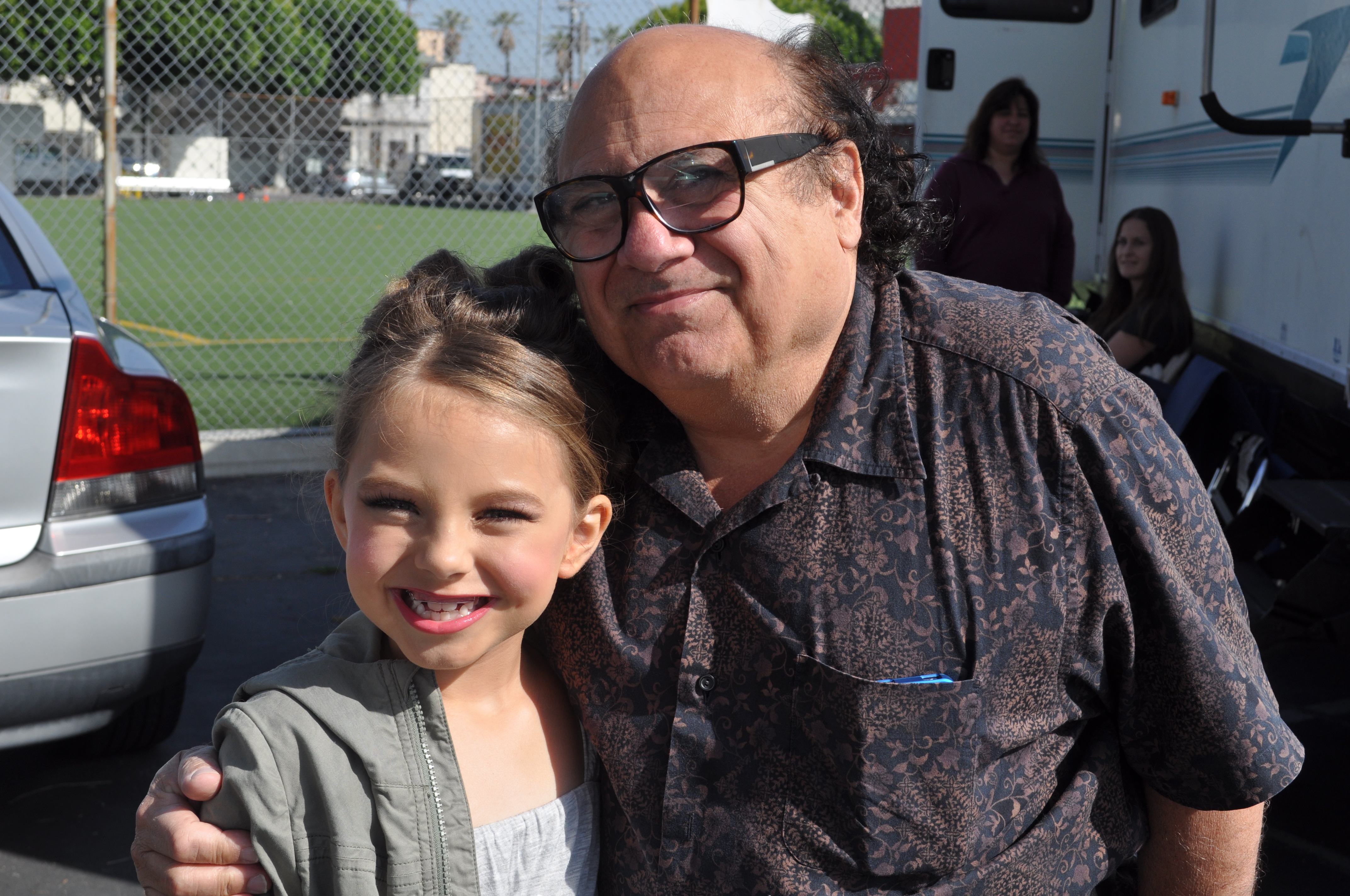 Caitlin Carmichael and Danny DeVito on set of 