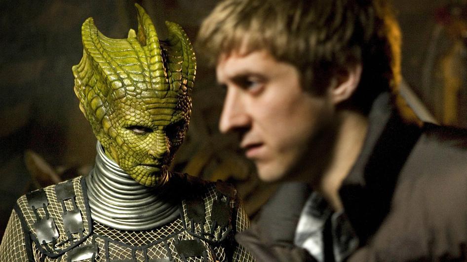 Still of Neve McIntosh and Arthur Darvill in Doctor Who (2005)