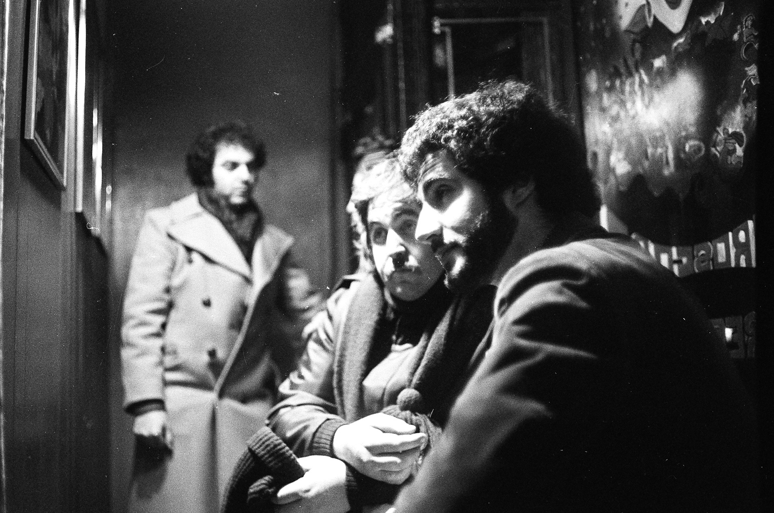 Left to Right Actors Bill Murray, William Reilly and director Jeffrey Wisotsky during a pensive moment on the set of THE FORTUNE TELLER.