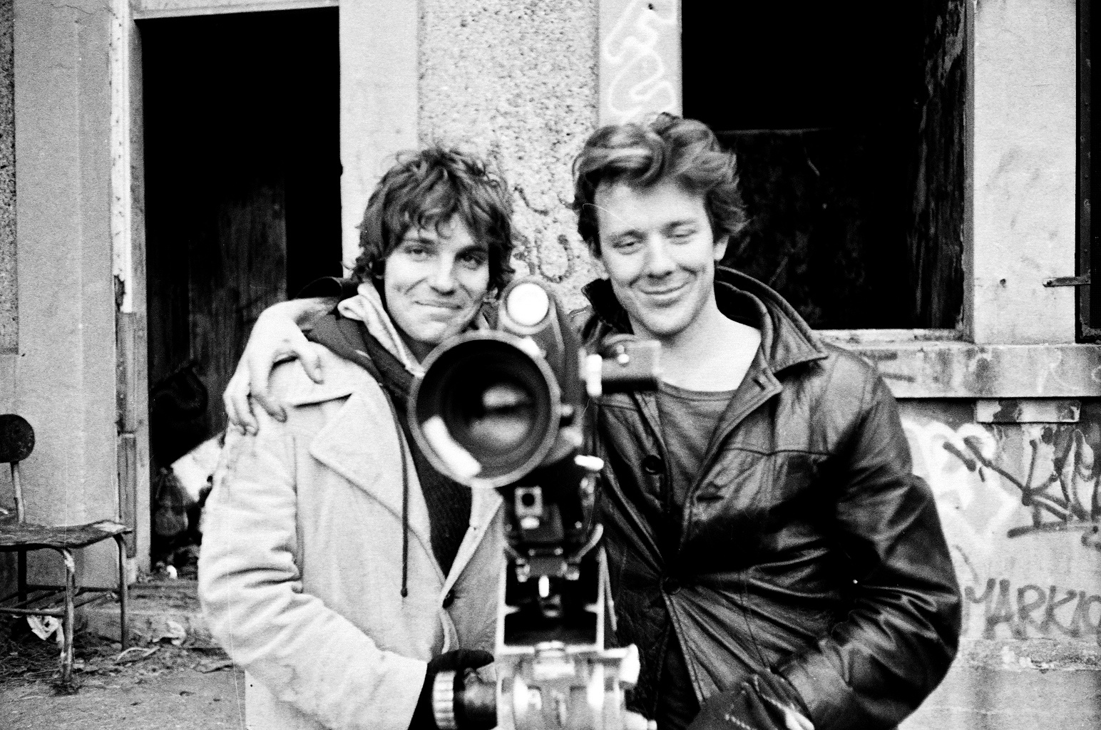 Actor Mickey Rourke takes a pose behind the camera with a fellow actor on the set of Bill Reilly's, STREET WISE.