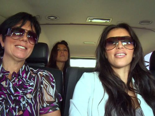 Still of Kris Jenner, Kourtney Kardashian and Kim Kardashian West in Keeping Up with the Kardashians (2007)