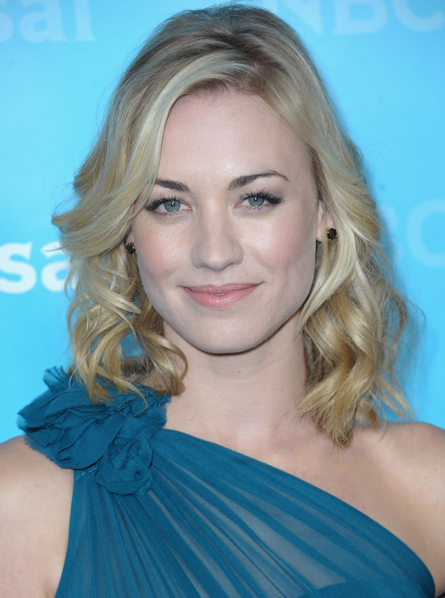 Yvonne Strahovski