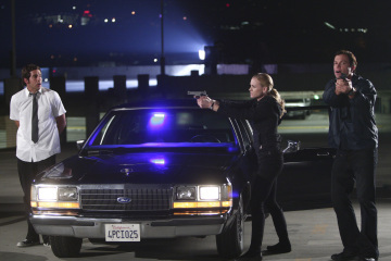 Still of Adam Baldwin, Zachary Levi and Yvonne Strahovski in Cakas (2007)