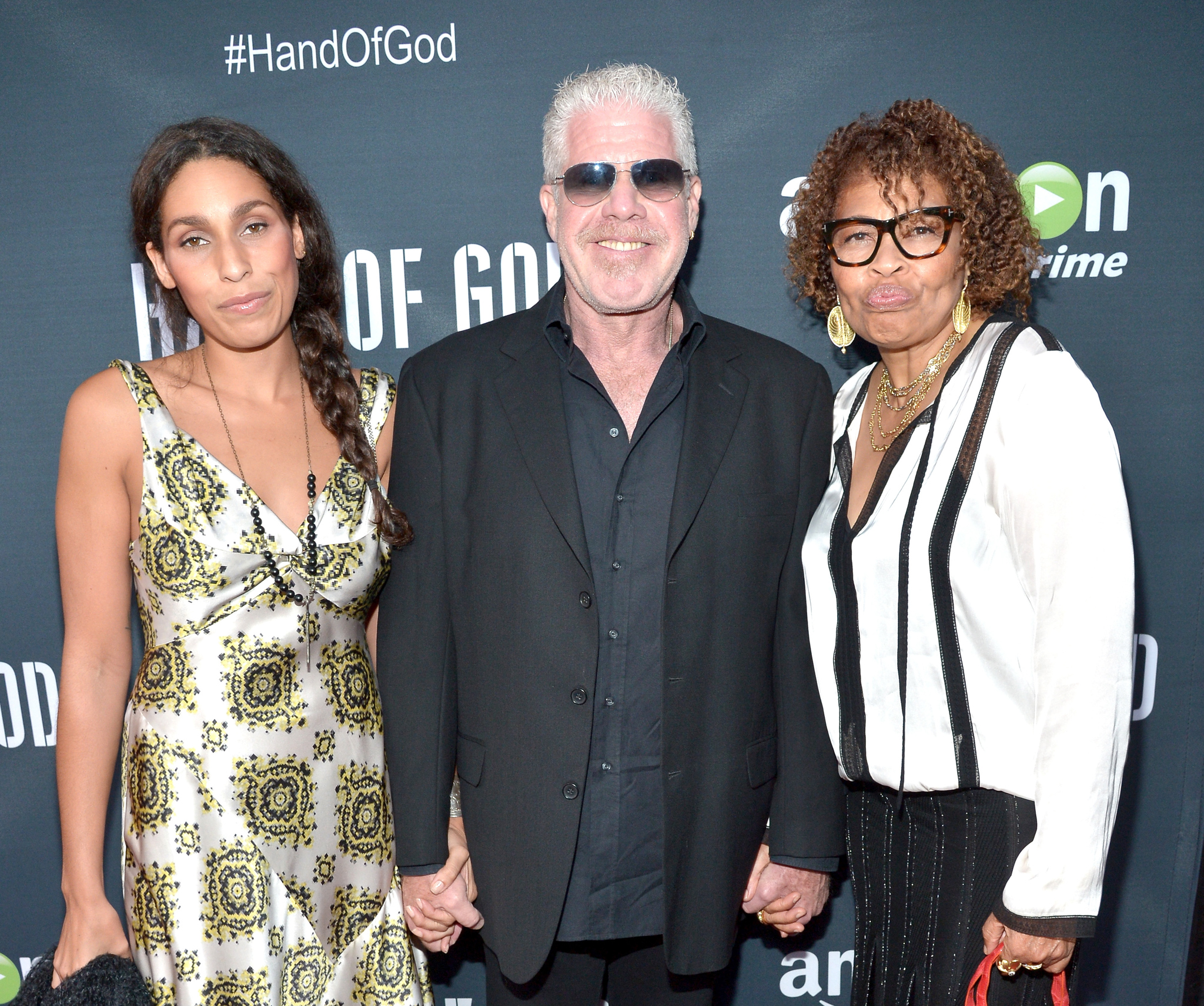 Ron Perlman and Blake Perlman at event of Hand of God (2014)