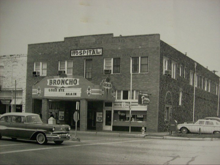 Broncho Theatre Edmond Oklahoma